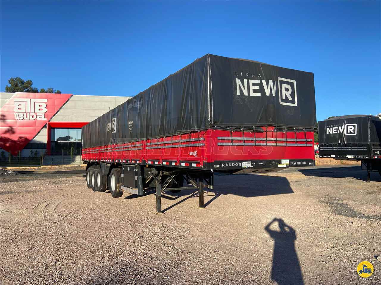 CARRETA SEMI-REBOQUE GRANELEIRO Multitrucks Seminovos SAO JOSE DOS PINHAIS PARANÁ PR